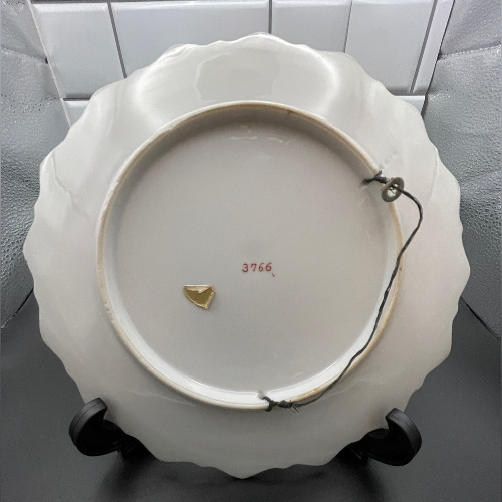 Hanging Plate “I Sing In The Kitchen When There Is Someone To Praise My Cooking” - Picture 2 of 3